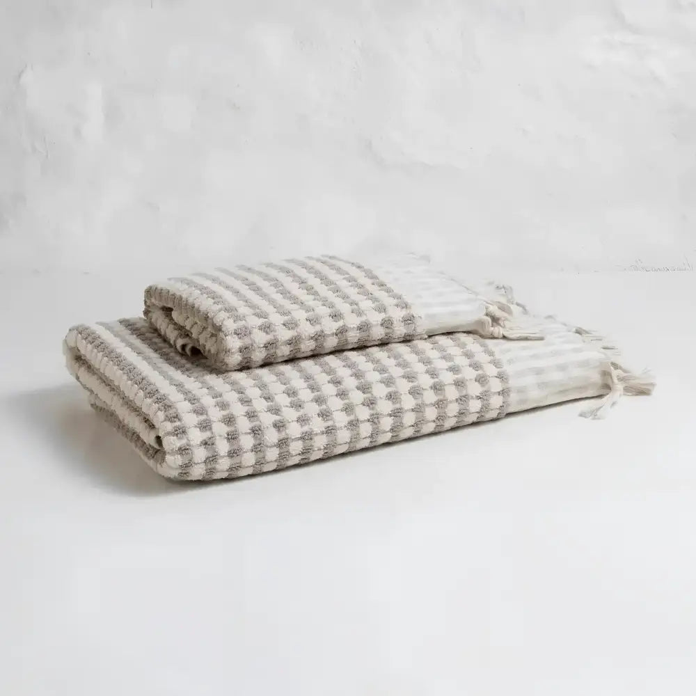 Hand loomed thick 100% Turkish cotton Dotted Terry Bath Towel in neutral taupe colorway.