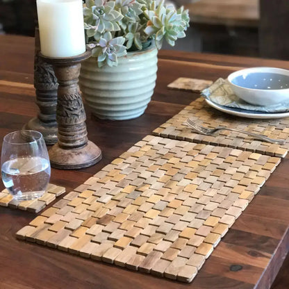 Natural teak placemats set made from recycled teak pieces, perfect to bring natural rustic beauty